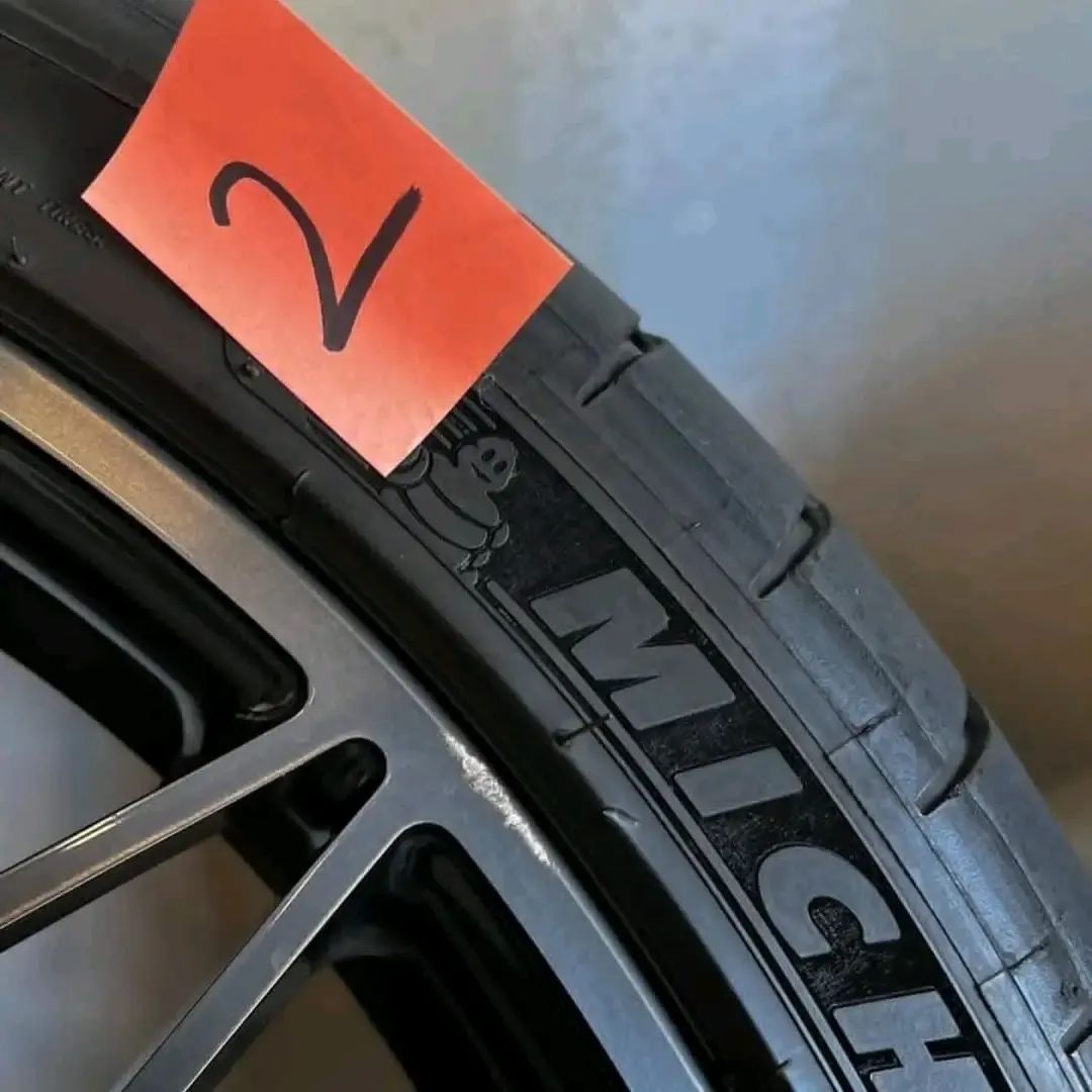 BMW OEM 666M 20 Shadowline Wheels w/tires and TPMS - Auto Body Spare Parts